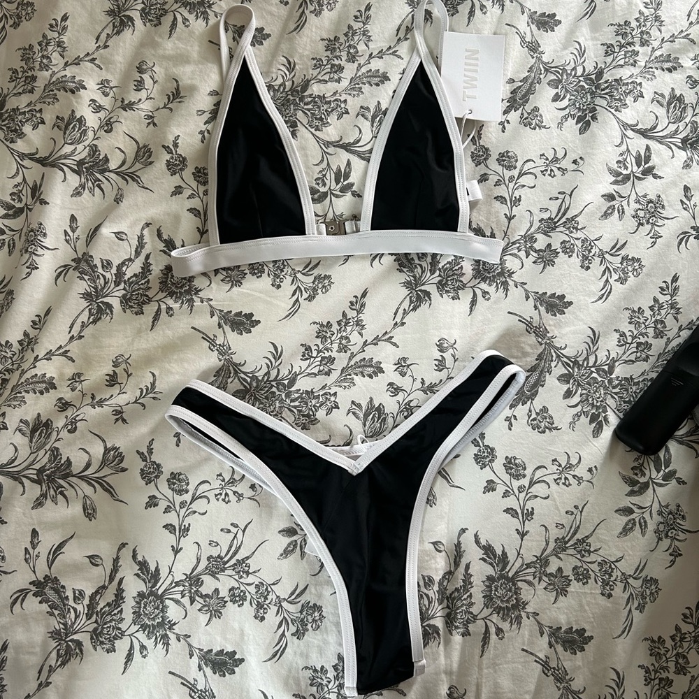 TWIN bikini